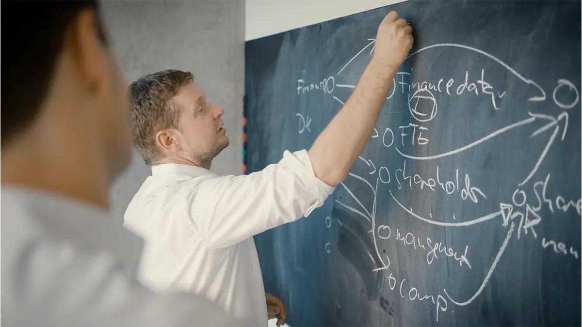 freiheit.com built a software that identifies investment opportunites for DBAG